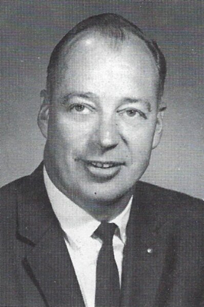 image of Dr. Melvin Lindbloom